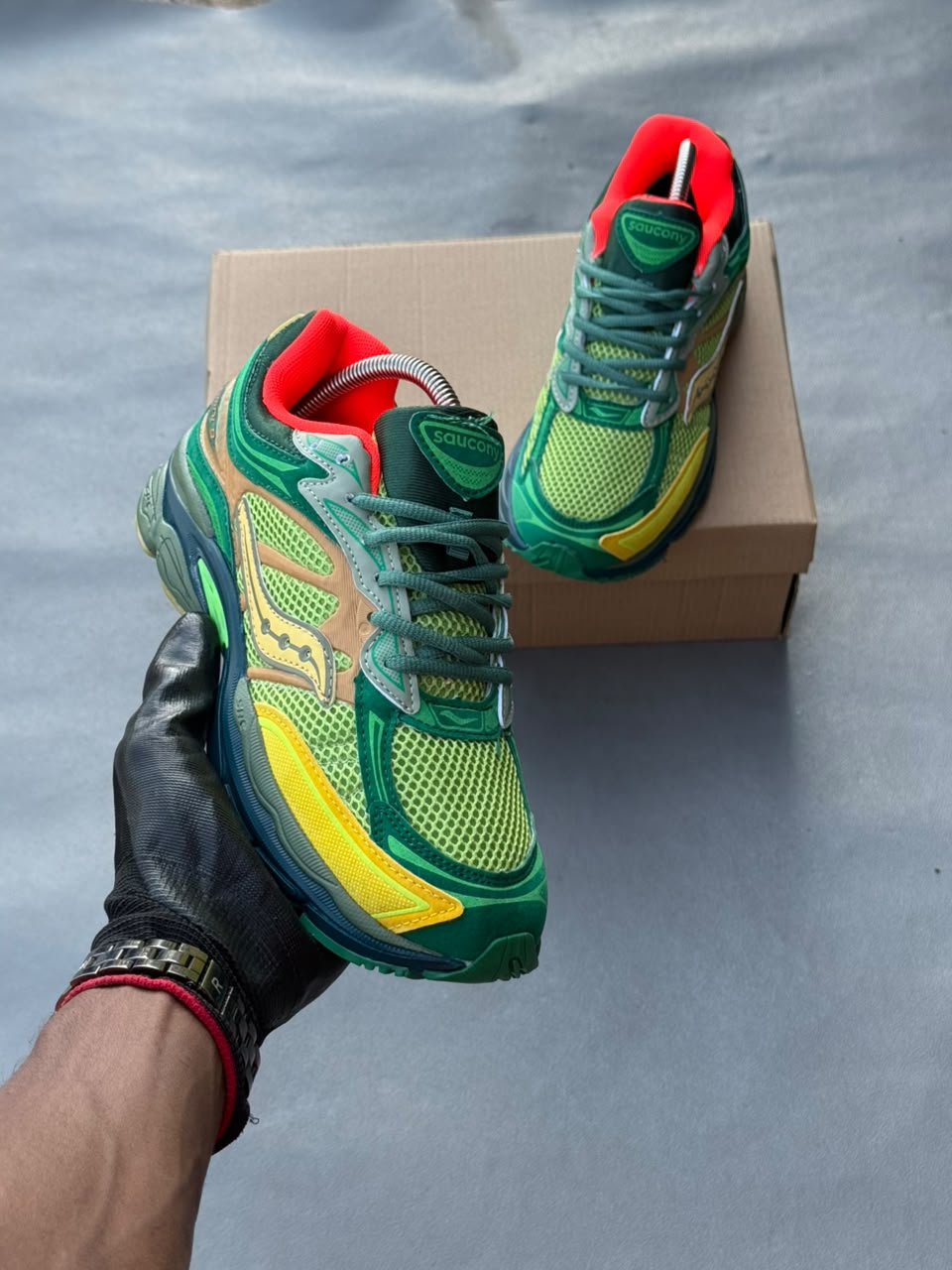 Saucony