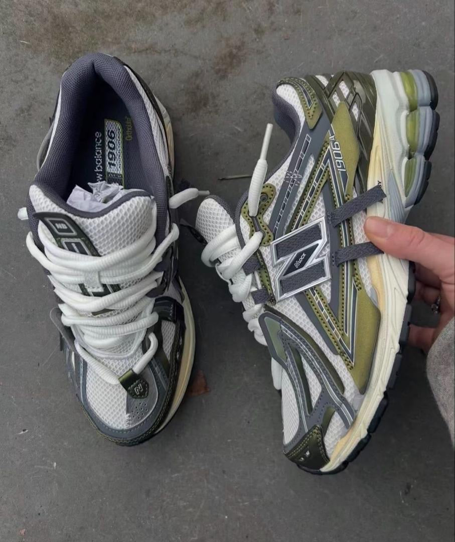 New balance 1906R