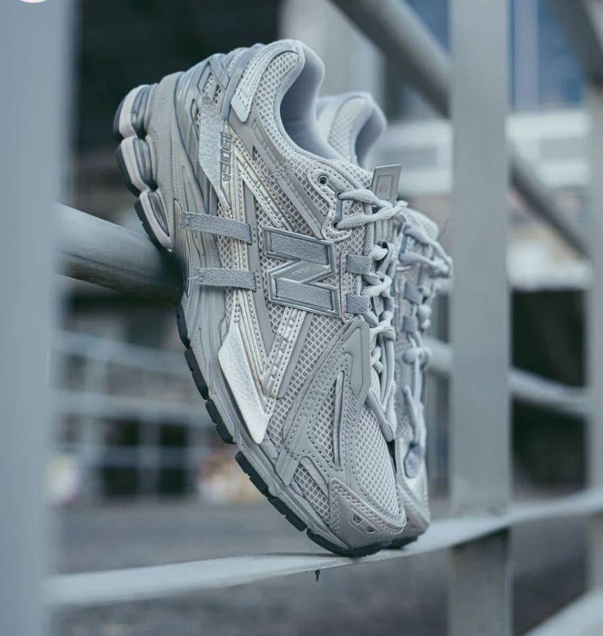 New balance 1906R