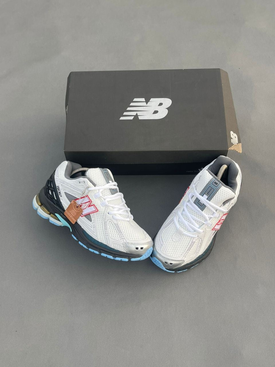 New balance 1906R