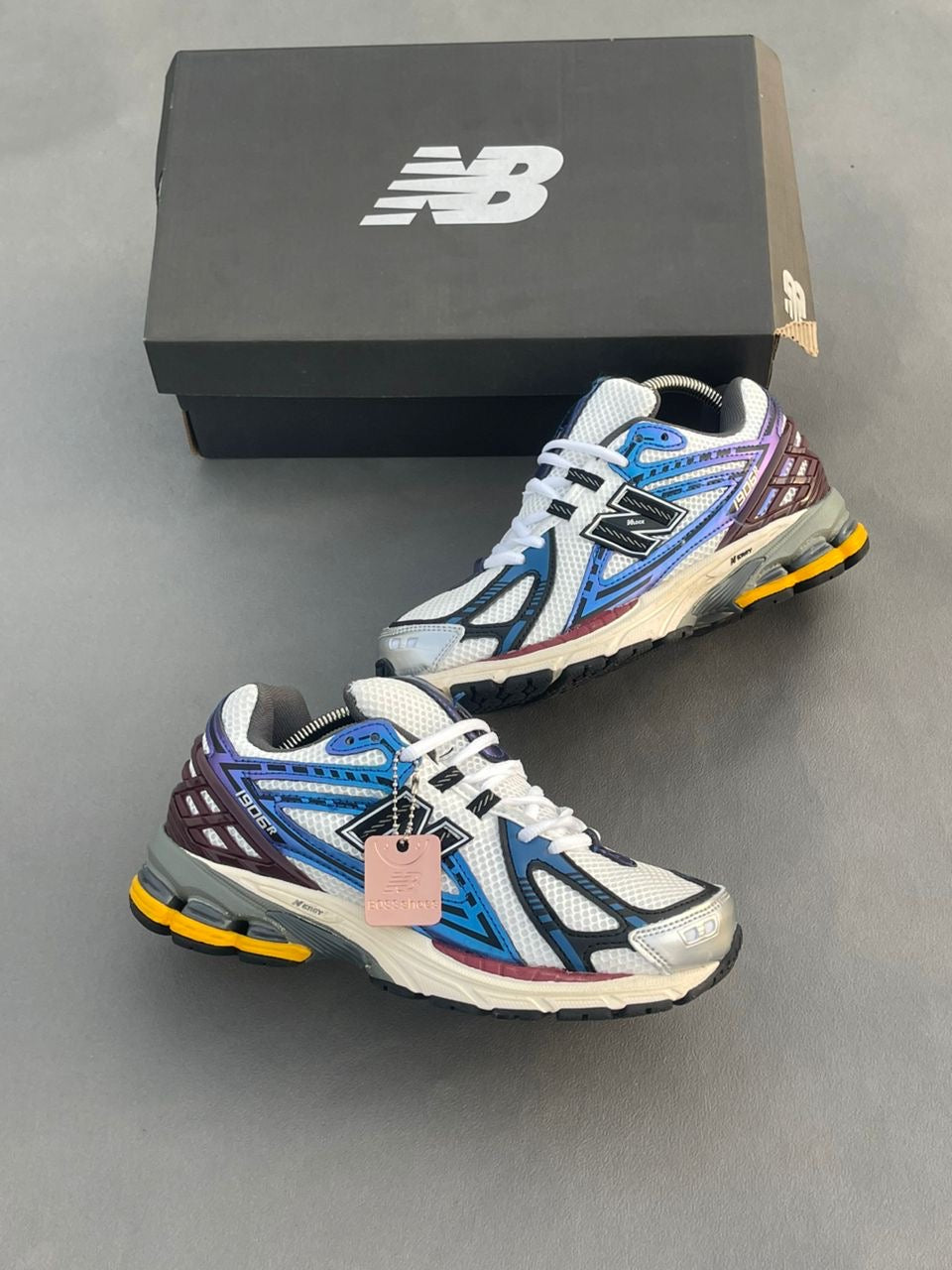 New balance 1906R