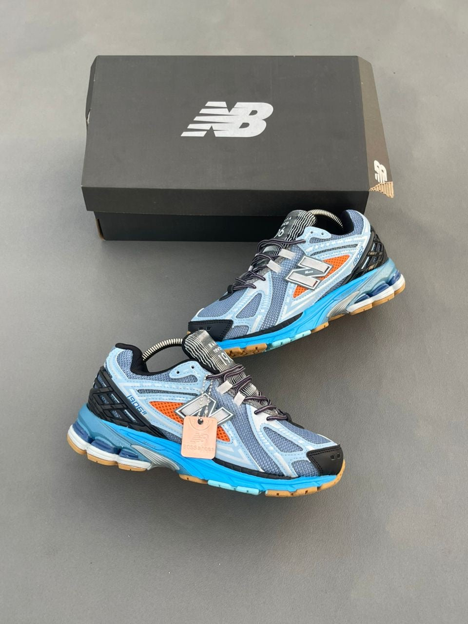 New balance 1906R