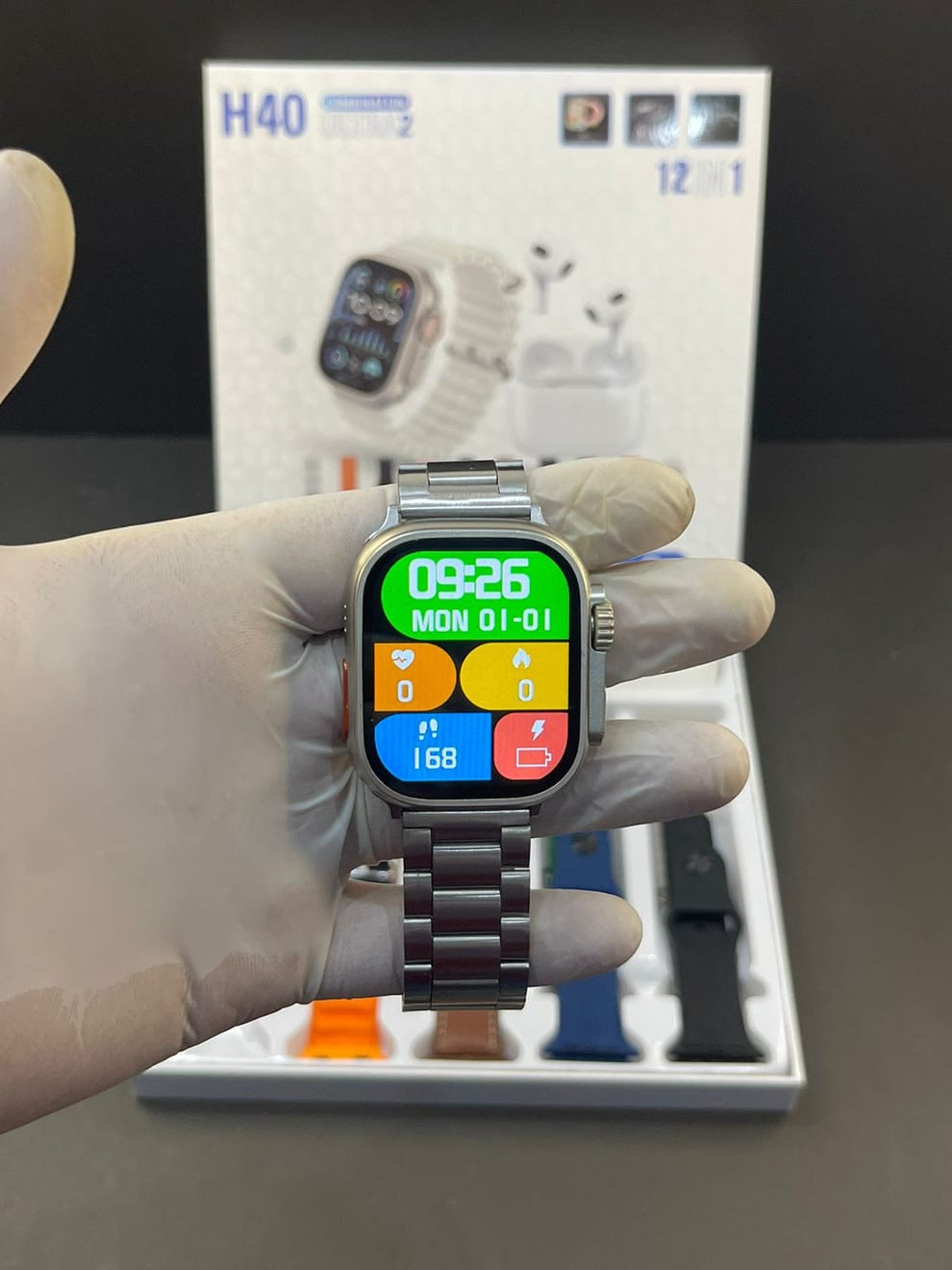 H40 ULTRA 2 (ECOUTEUR,ET 10 BRACELET INTERCHANGE )