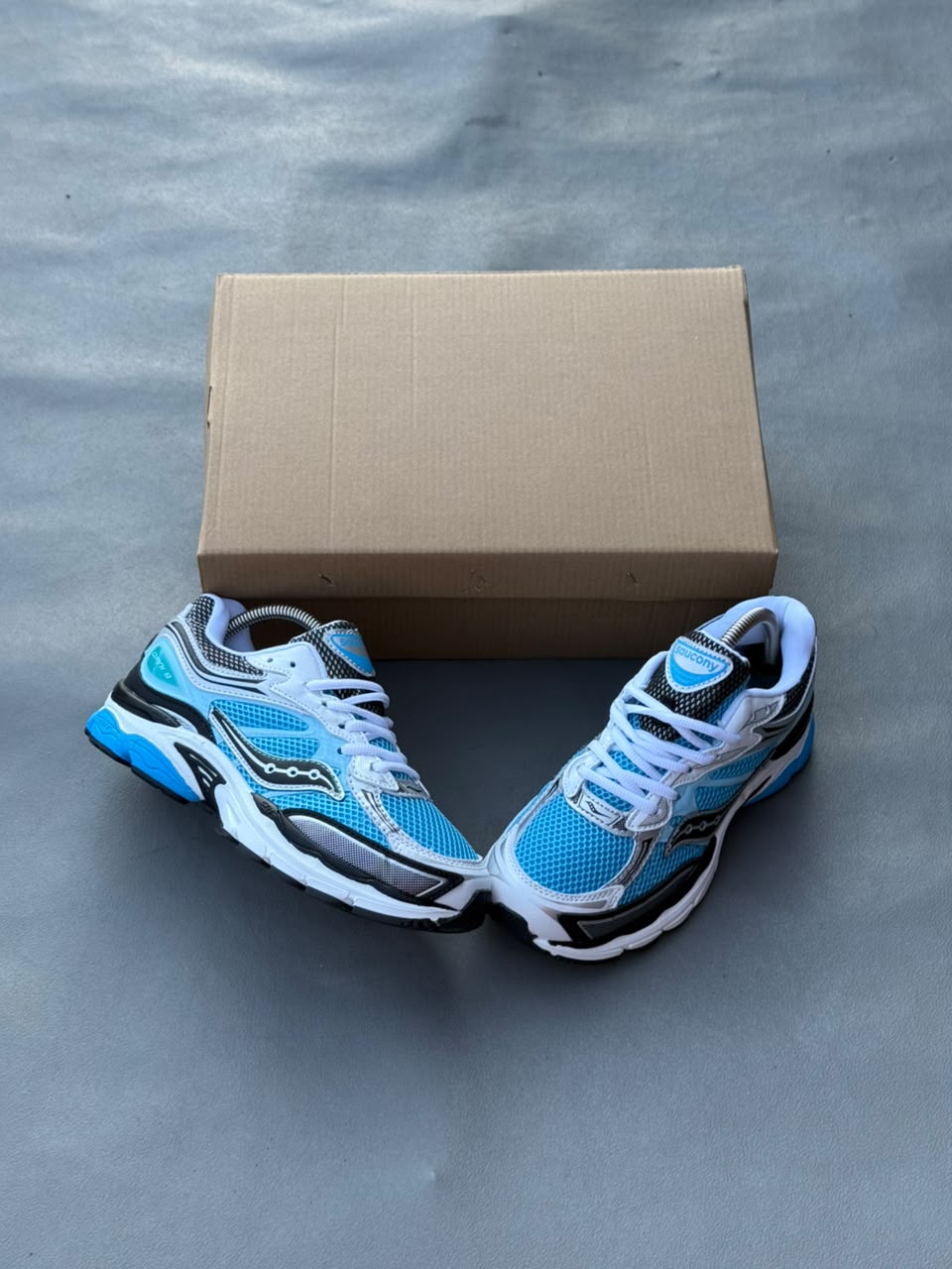 Saucony