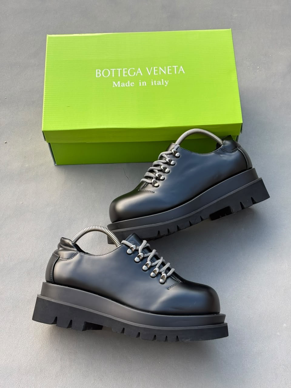 BOTTEGA VENETA Lug Lace-Up Derby