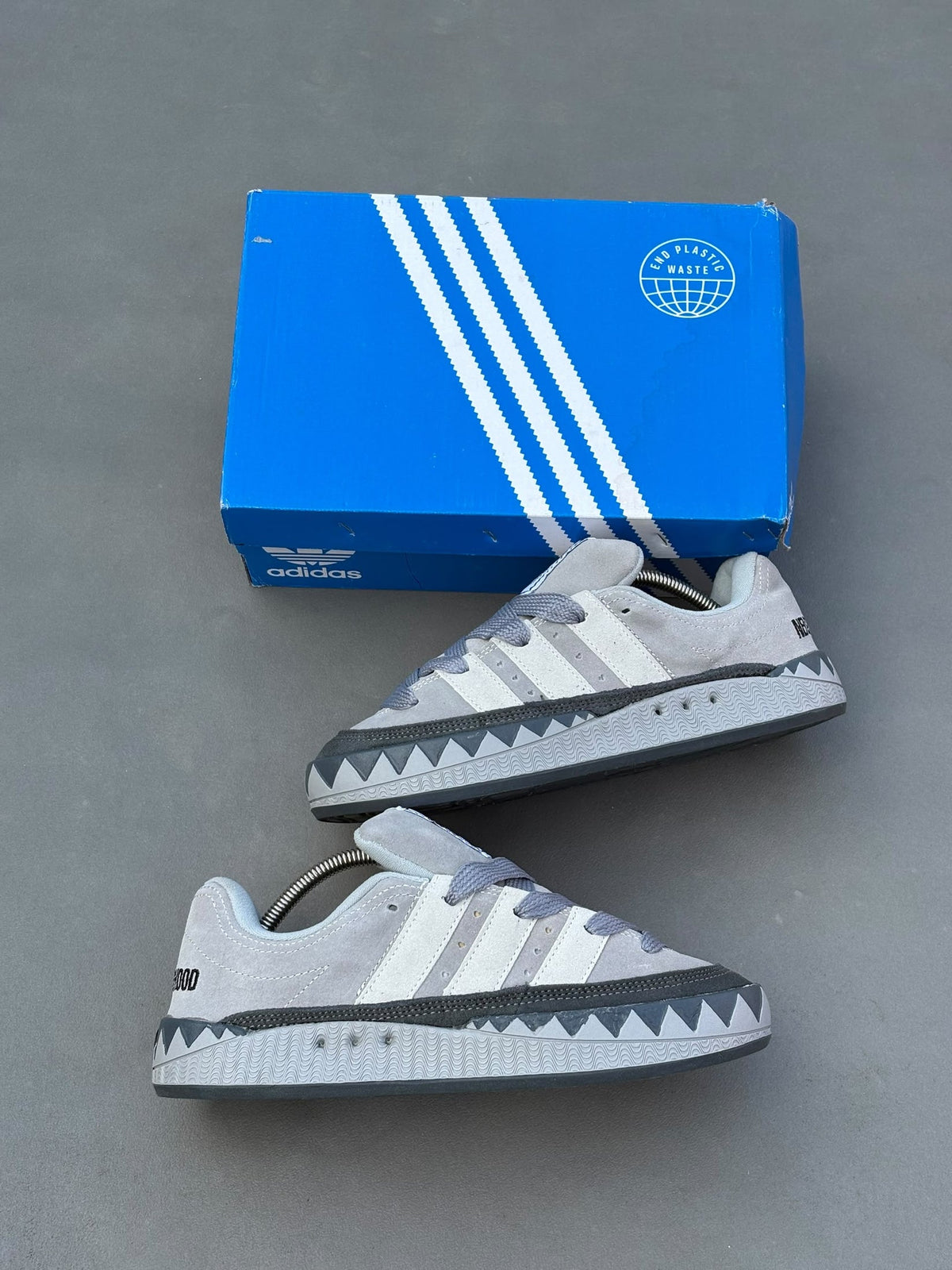 Basket ADIDA ADIMATIC Gris