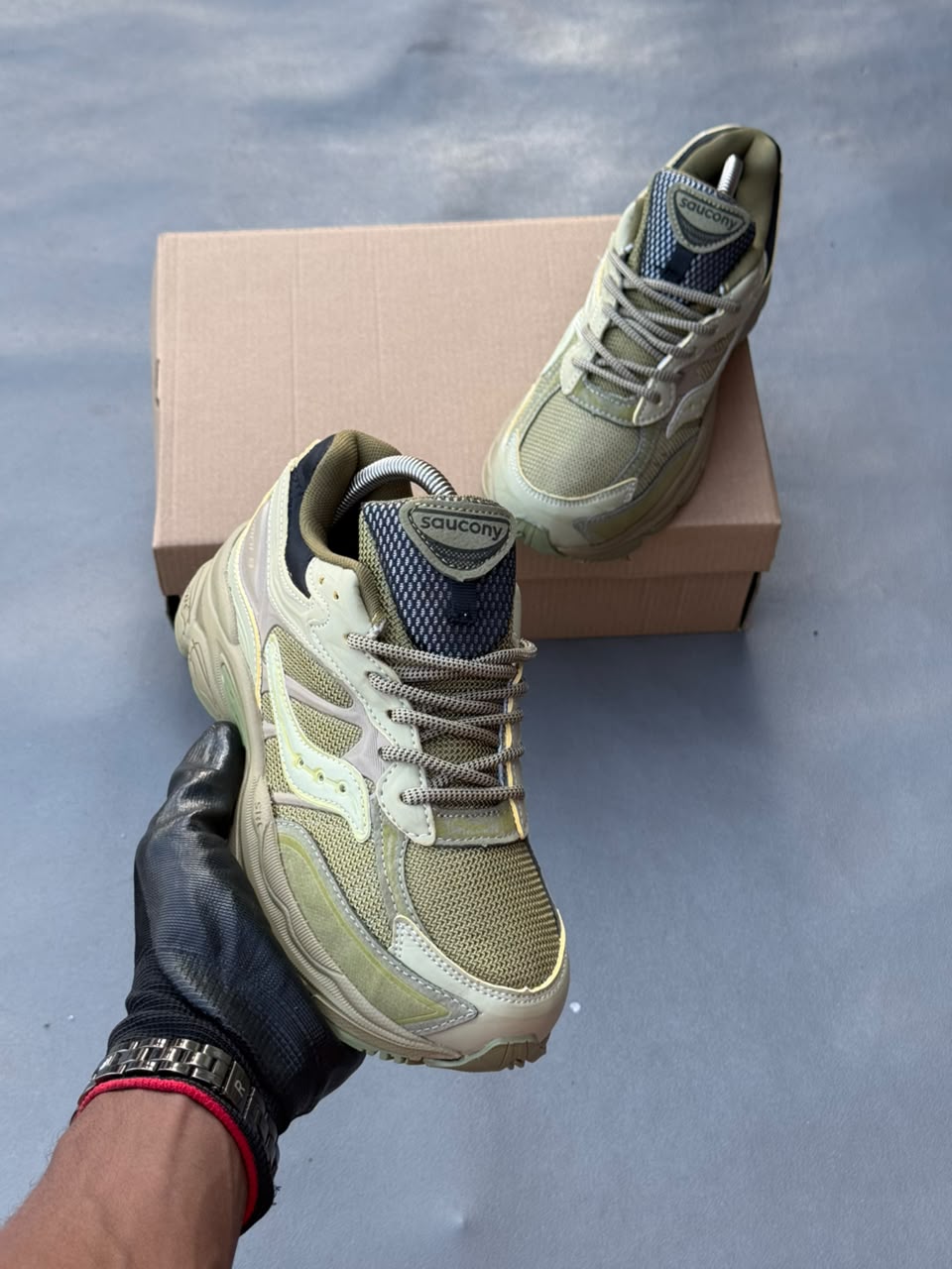 Saucony