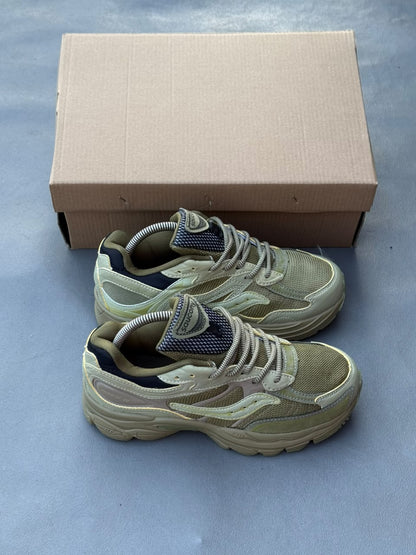 Saucony