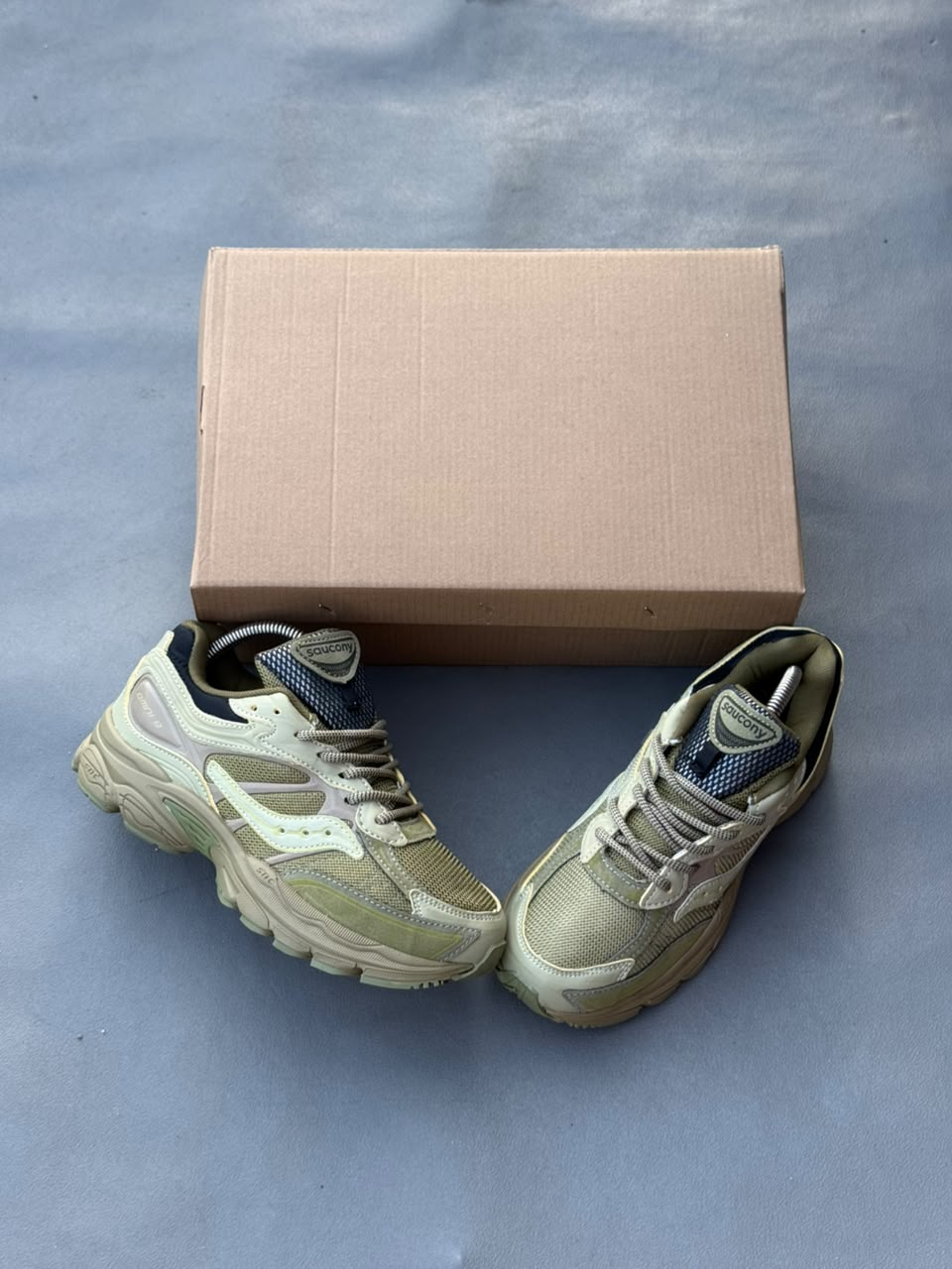Saucony